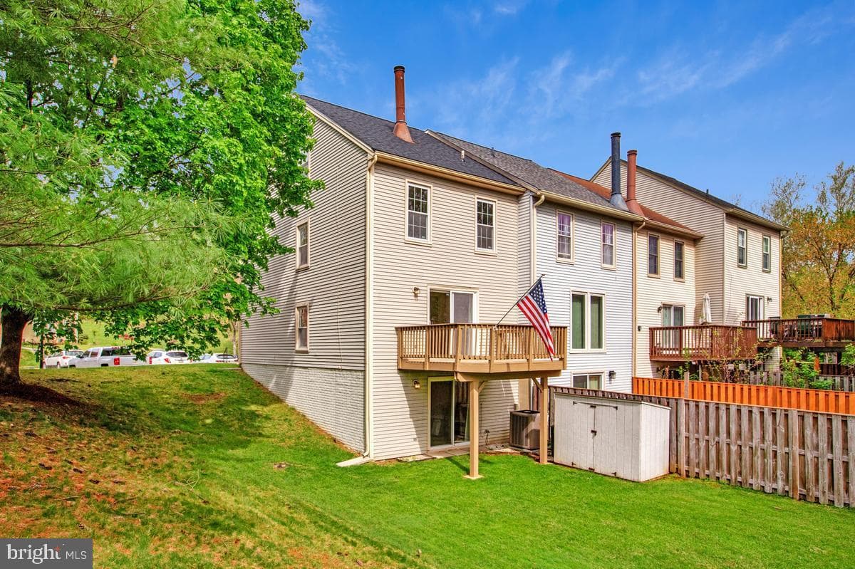 8800 Birchwood Way photo 3