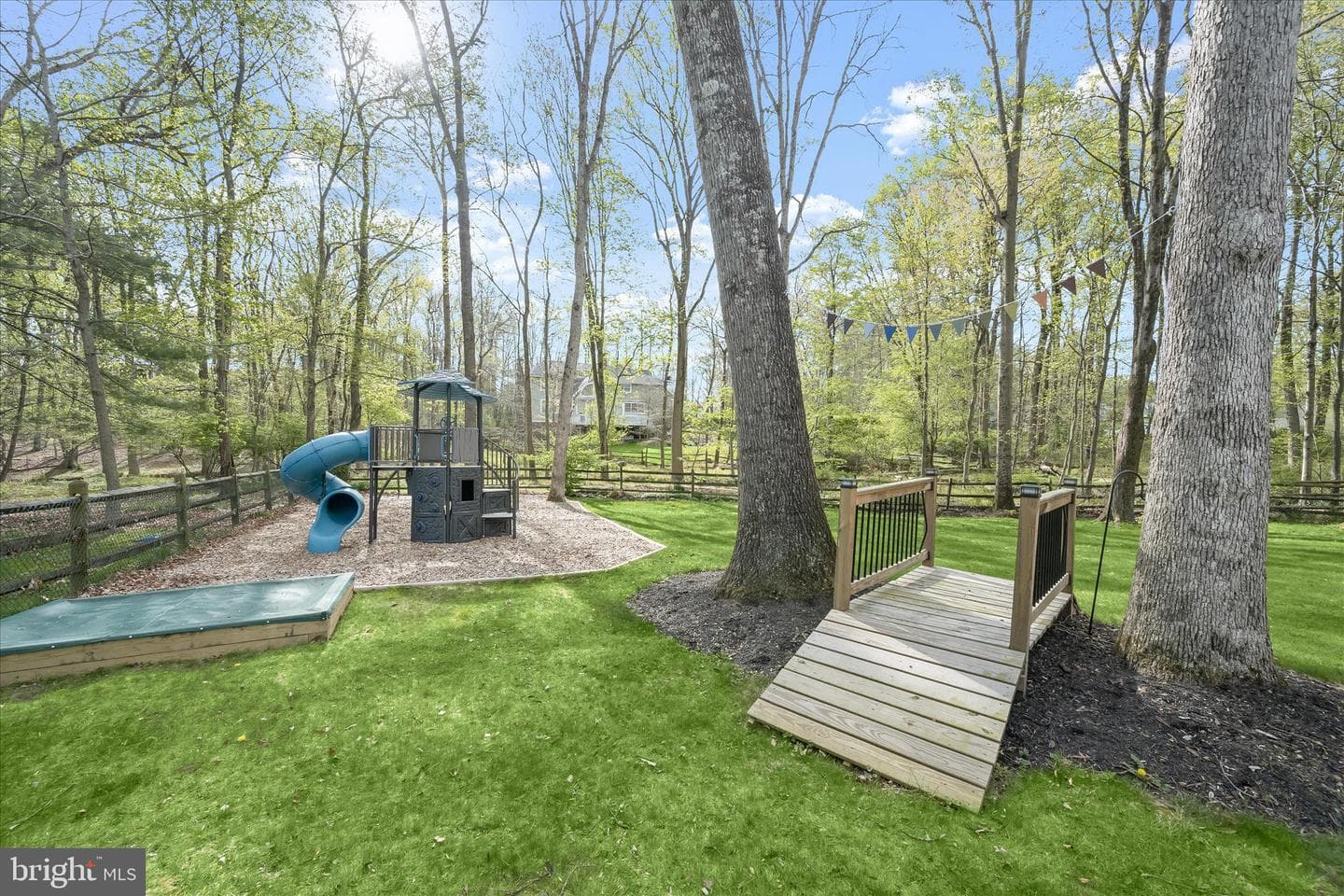 10428 Schoolmaster Place photo 54