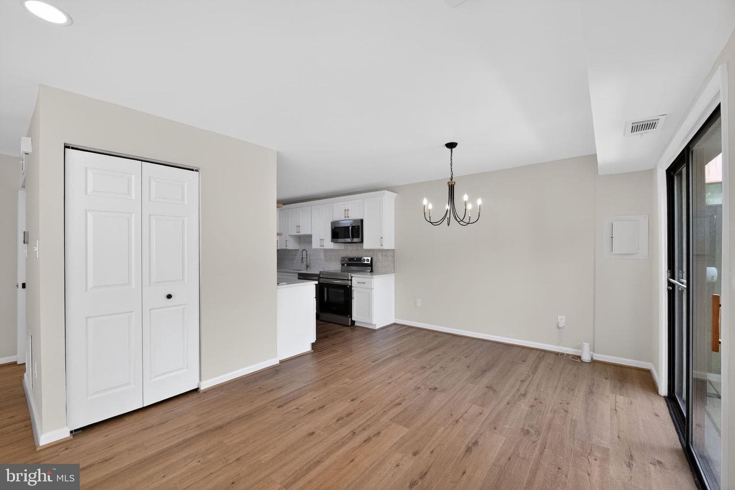 9492 Timesweep Lane photo 34
