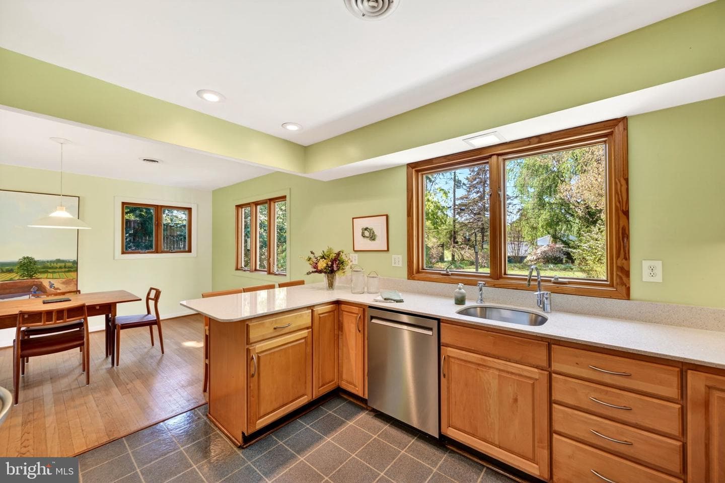 9221 Spring Valley Road photo 22