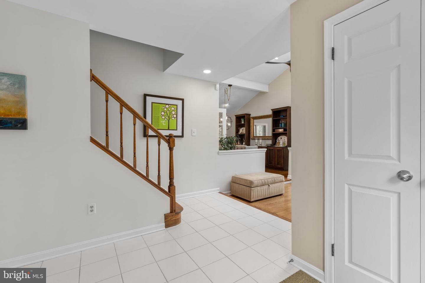 7310 Meadow Wood Way photo 4