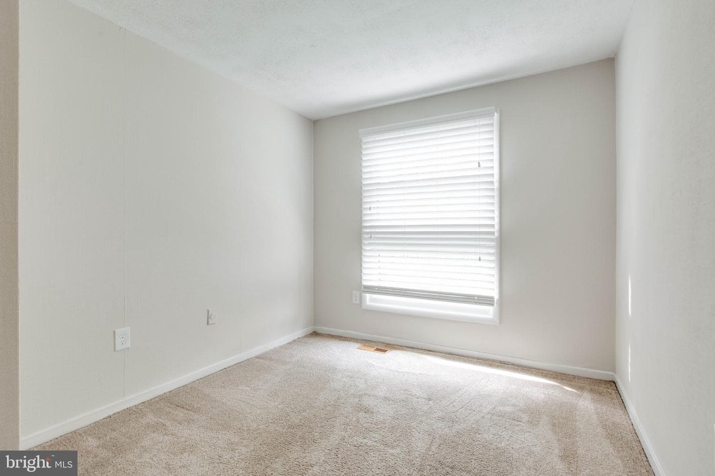 6668 Buckstone Court photo 30