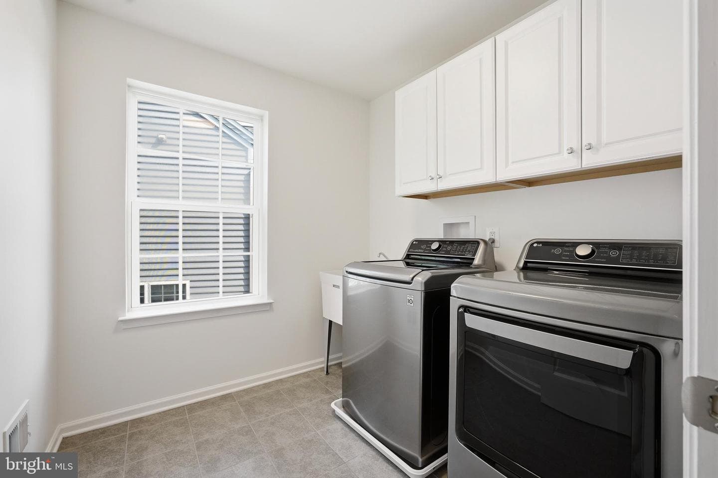 8701 Wellford Drive photo 36