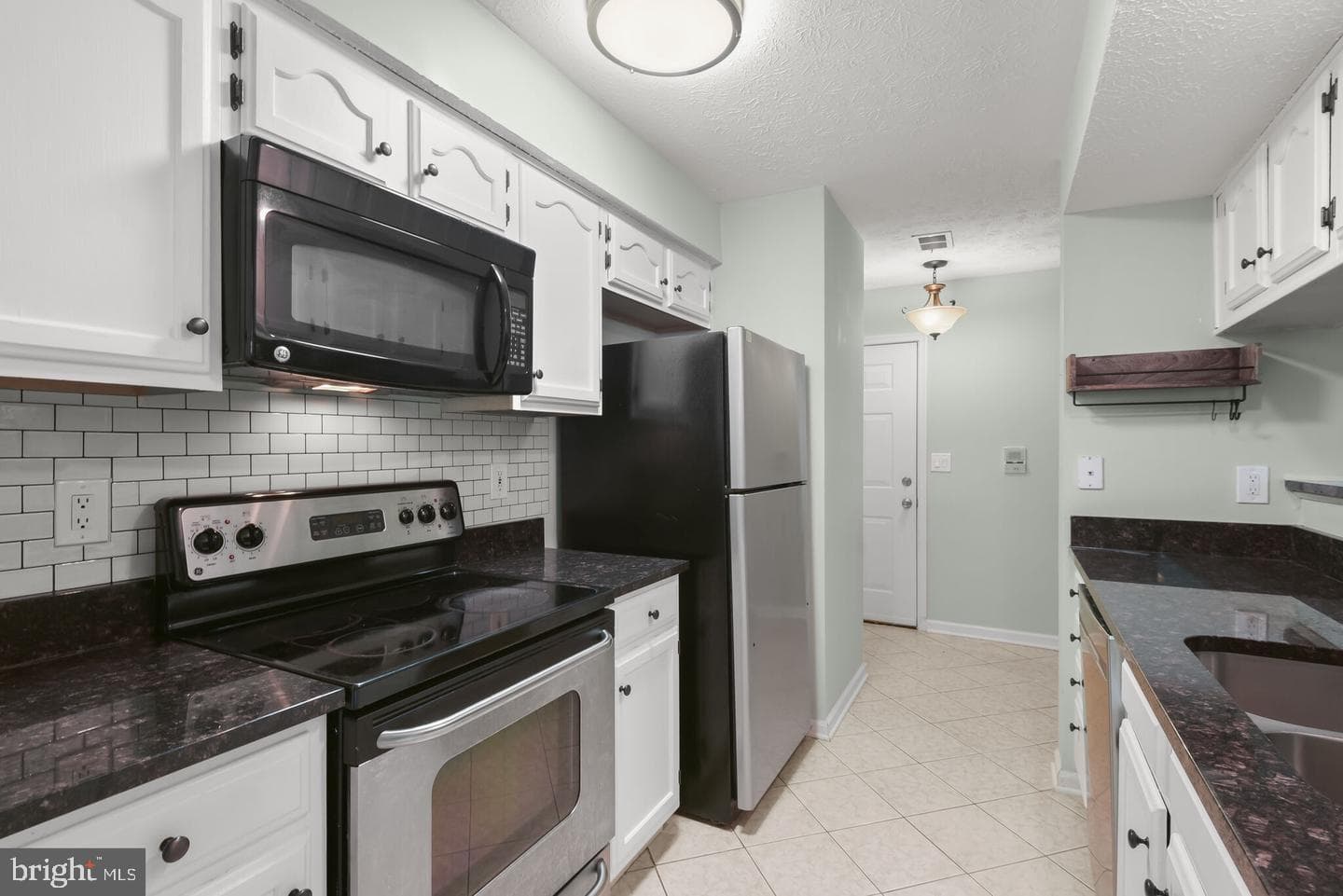 6205 Sandpiper Court #201 photo 4