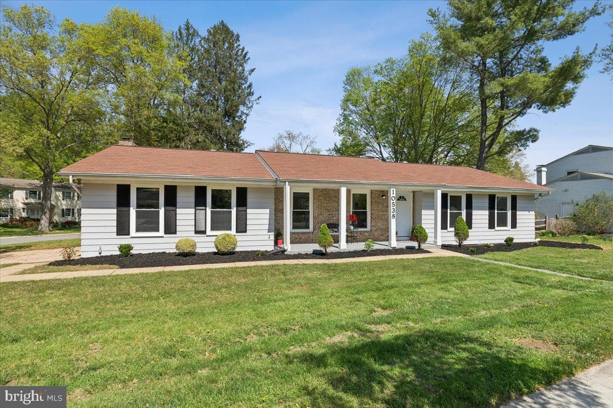 10538 Green Mountain Circle photo 2