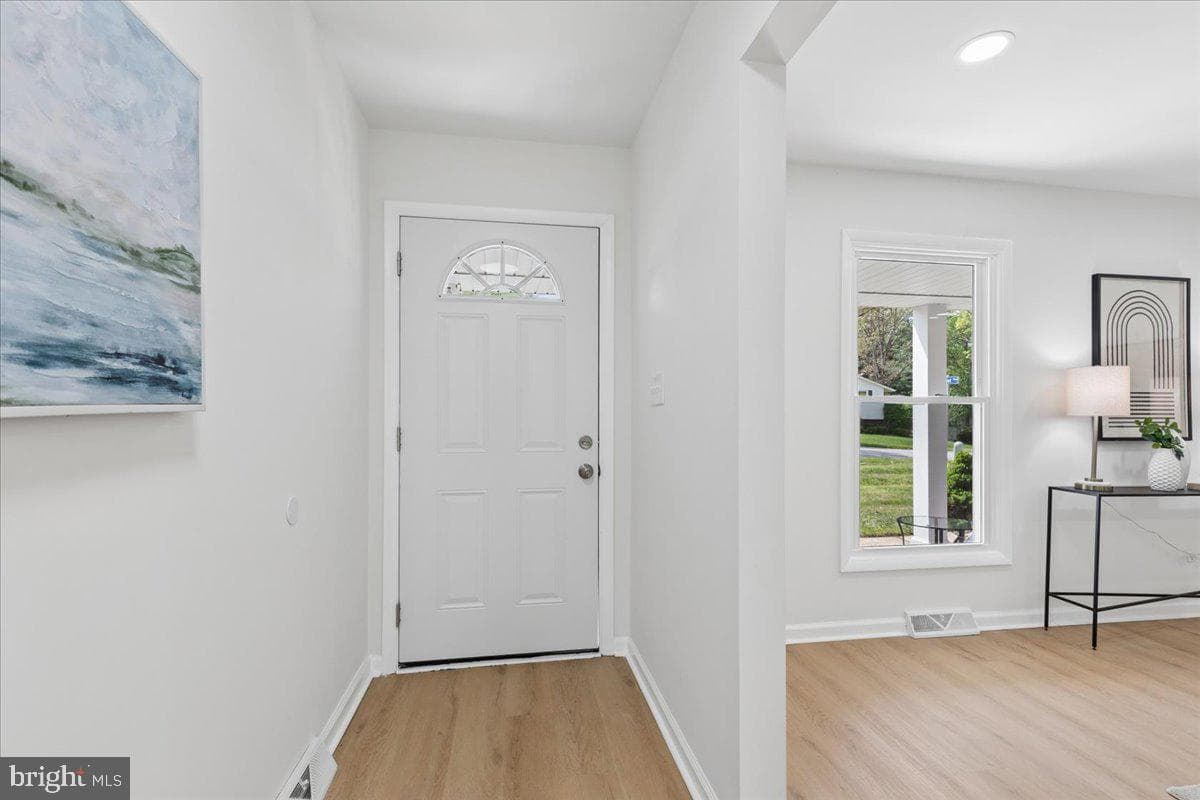 10538 Green Mountain Circle photo 4