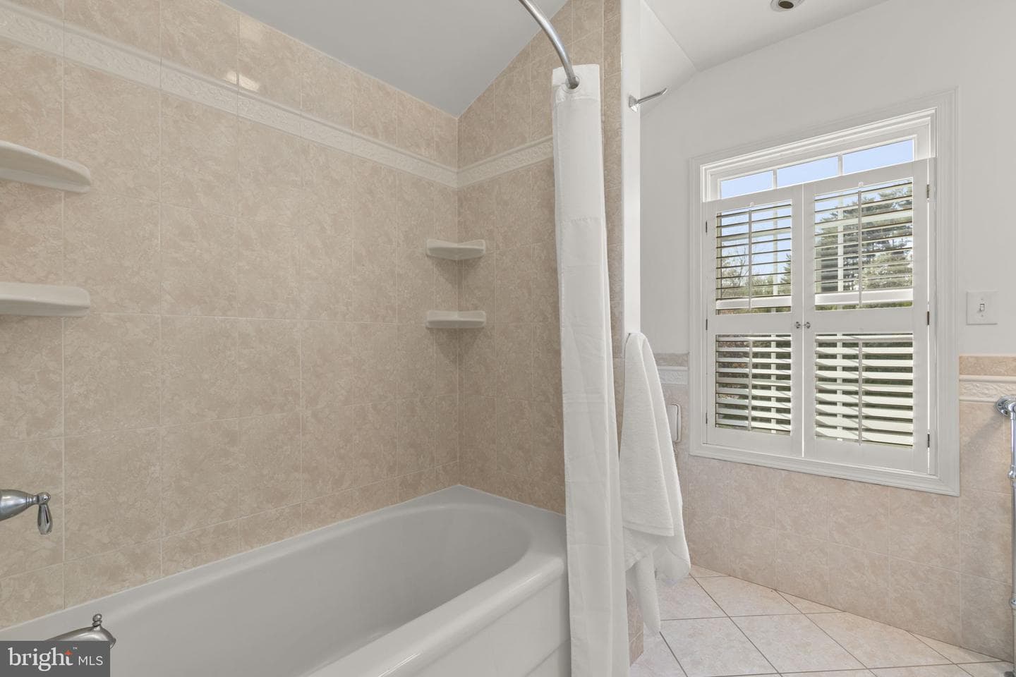 4356 Columbia Road photo 22