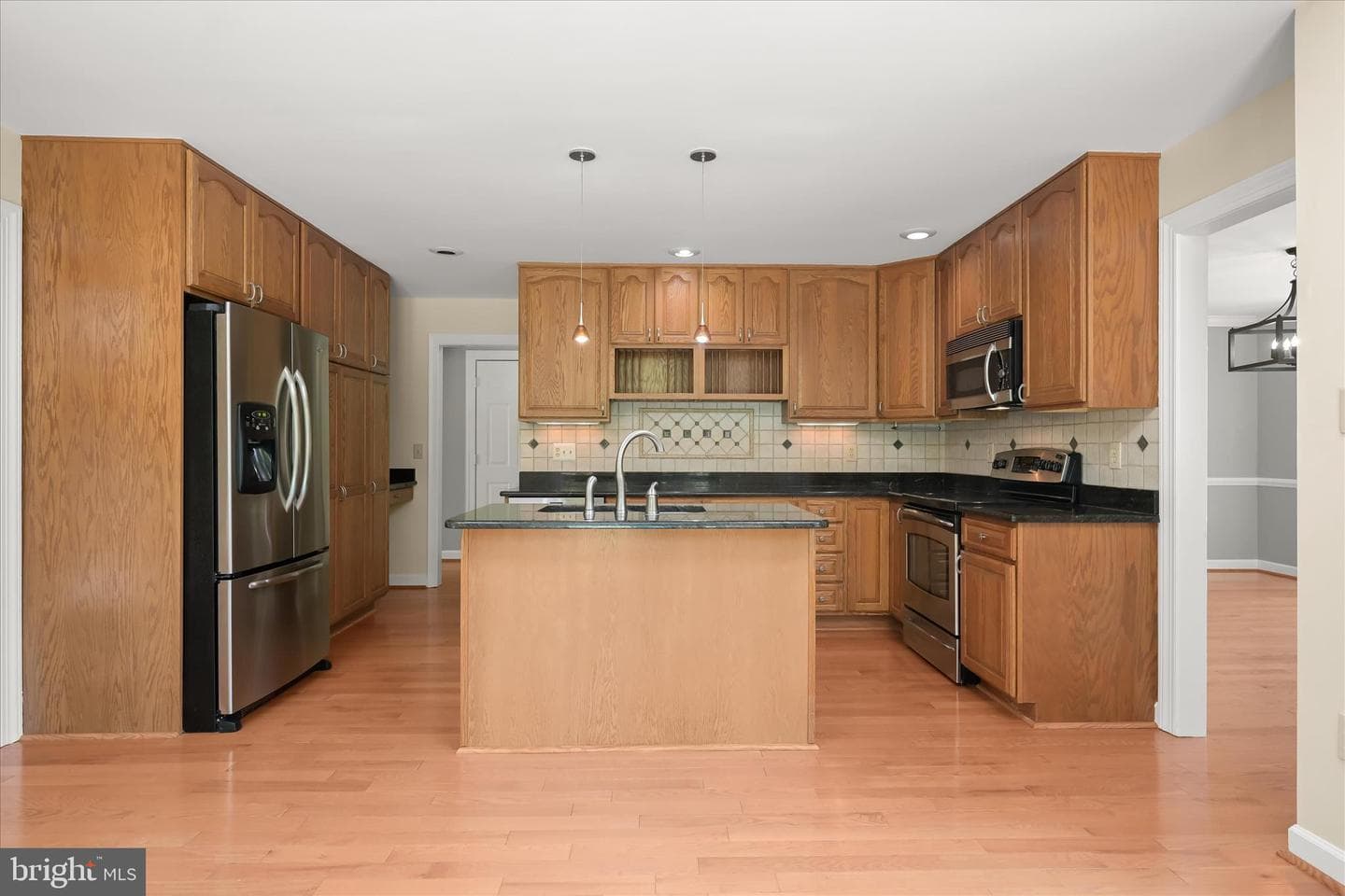 8649 Goldenstraw Lane photo 21