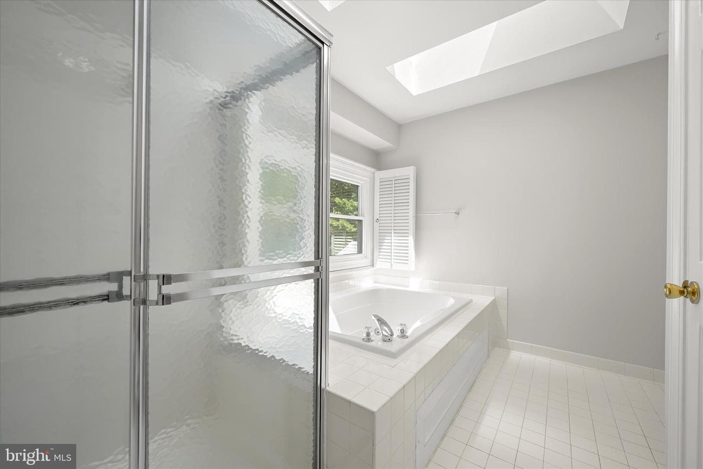8649 Goldenstraw Lane photo 39