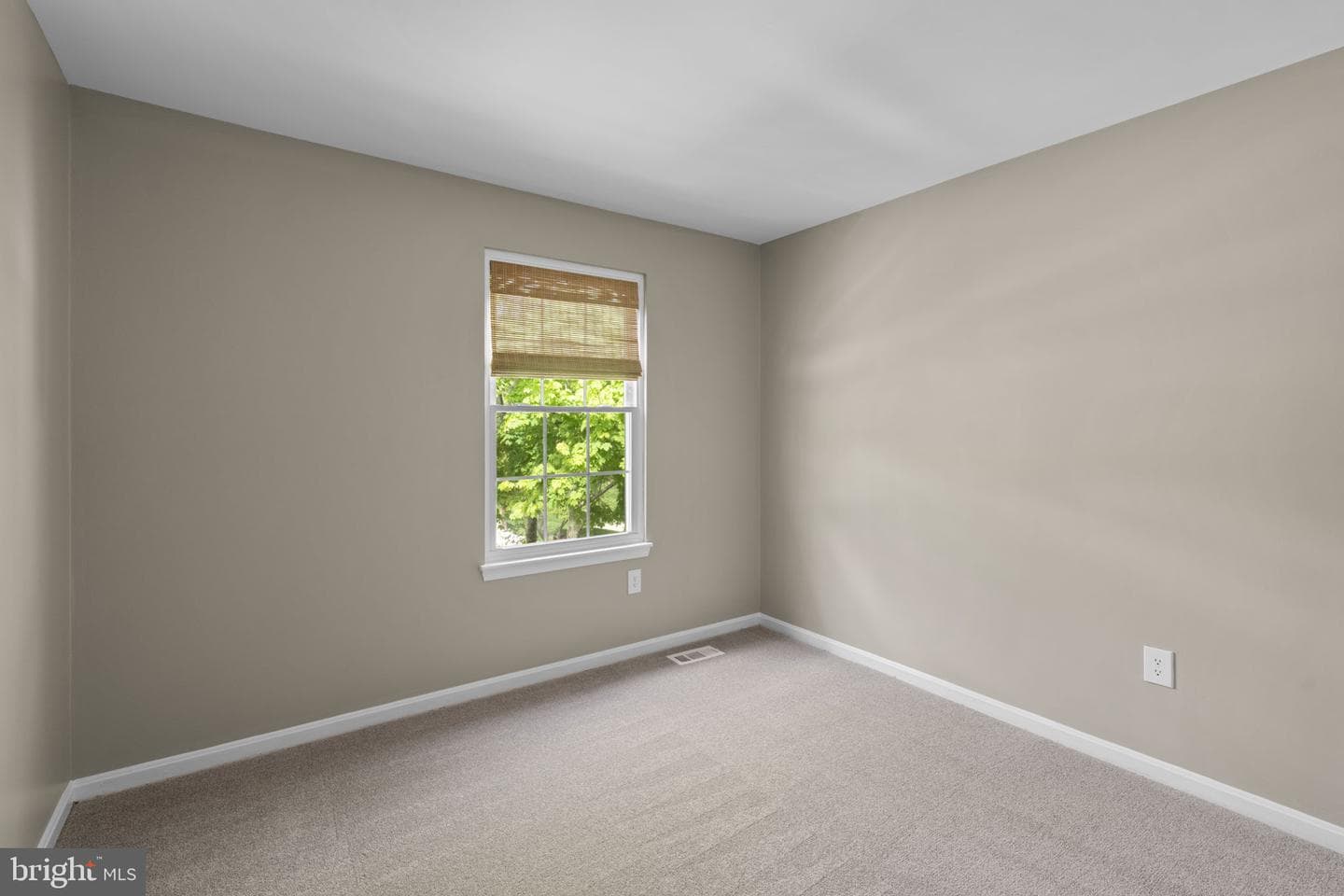 10314 College Square photo 25