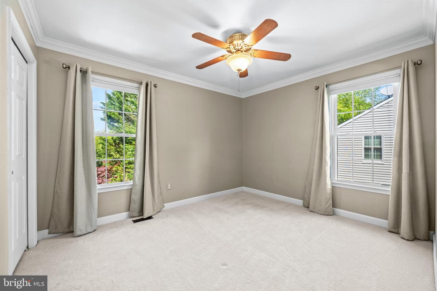 7713 Sandstone Court photo 26