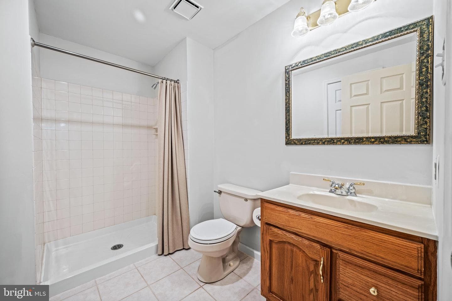 7713 Sandstone Court photo 34
