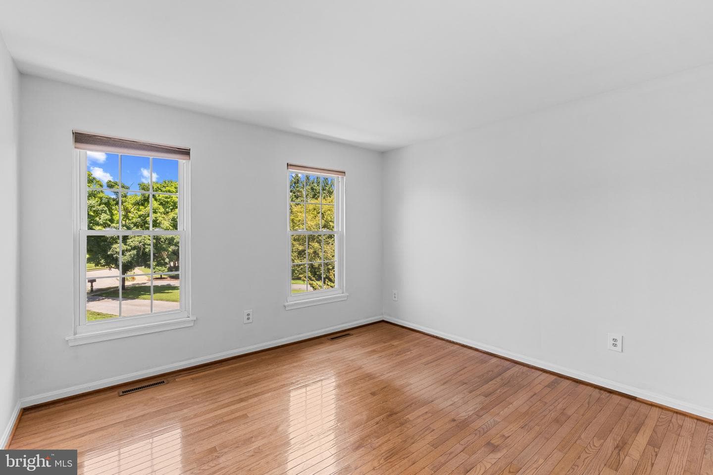 3515 Woodgate Court photo 29
