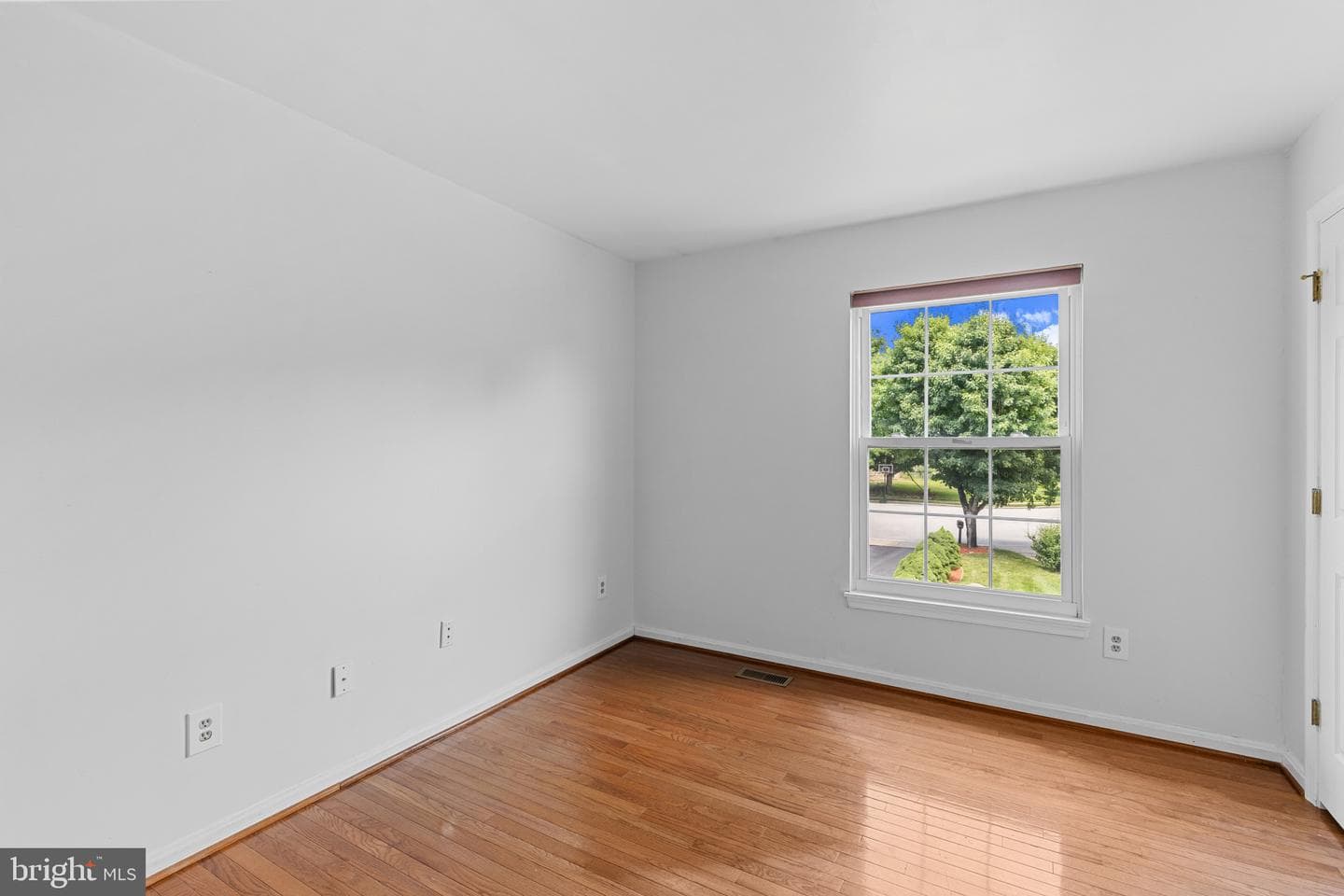 3515 Woodgate Court photo 34
