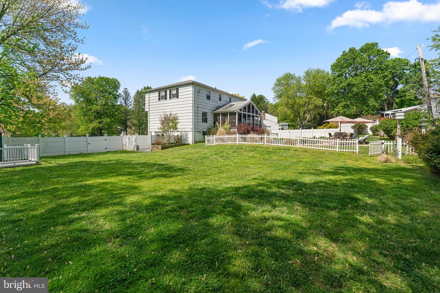 5008 Lake Circle W photo 43