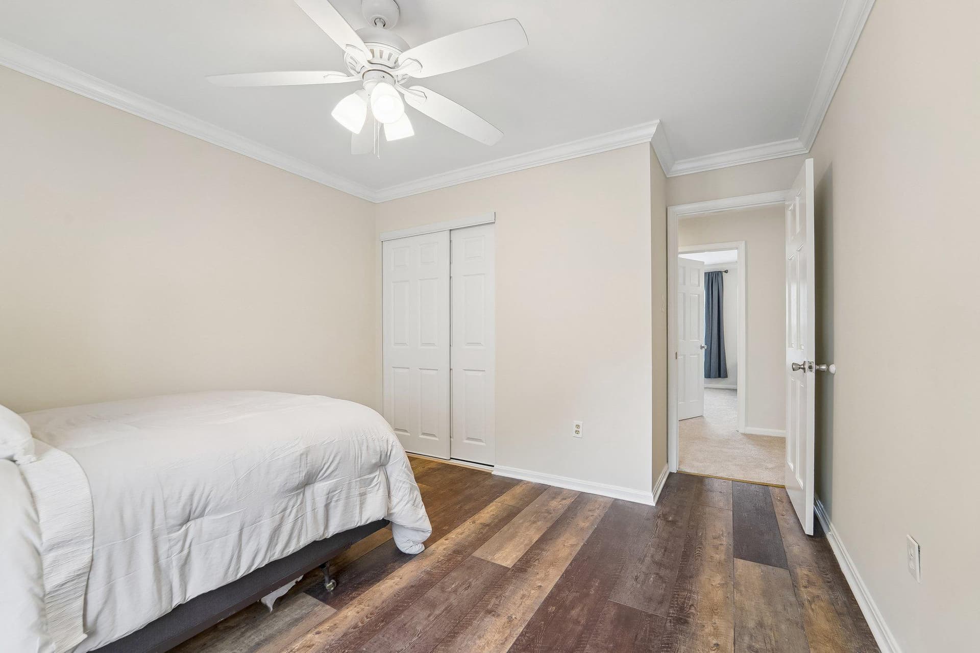 6652 Prestwick Drive photo 21