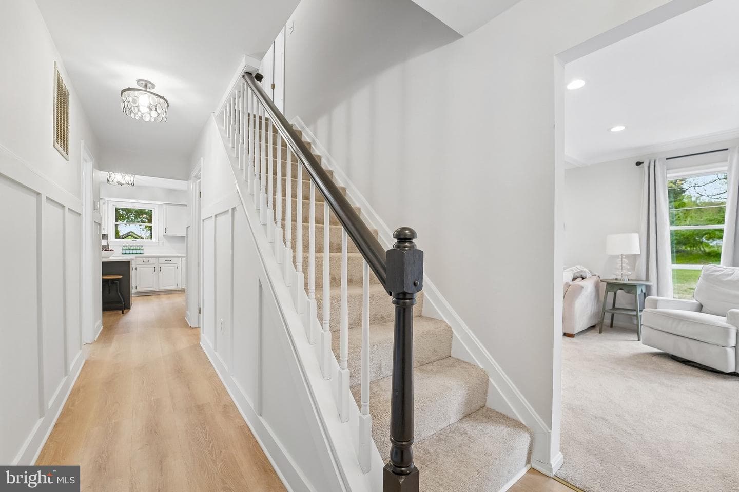 6652 Prestwick Drive photo 4
