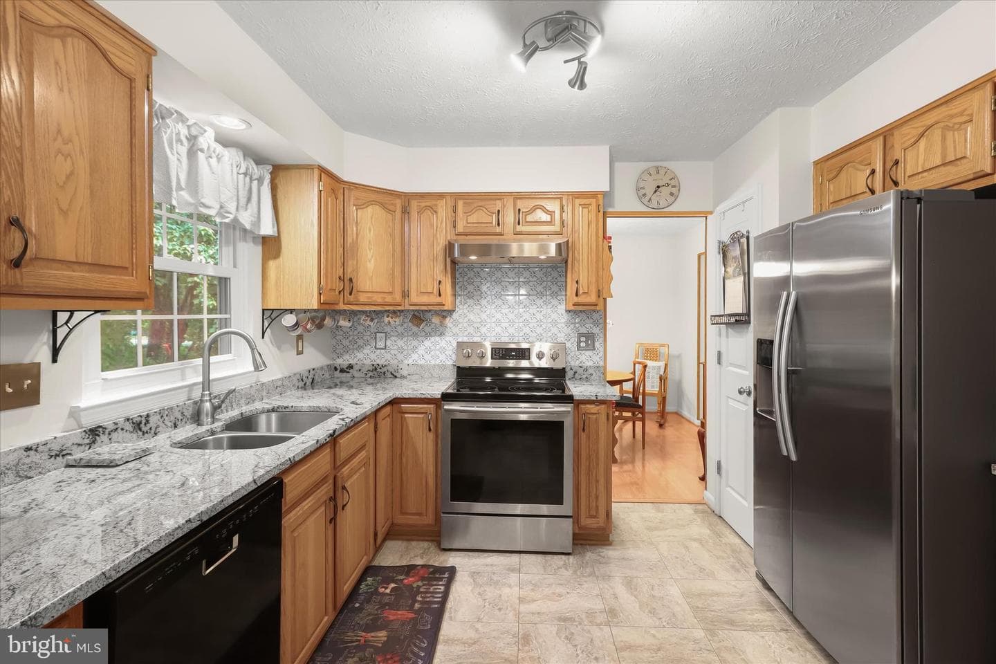6424 Wesley Lane photo 12