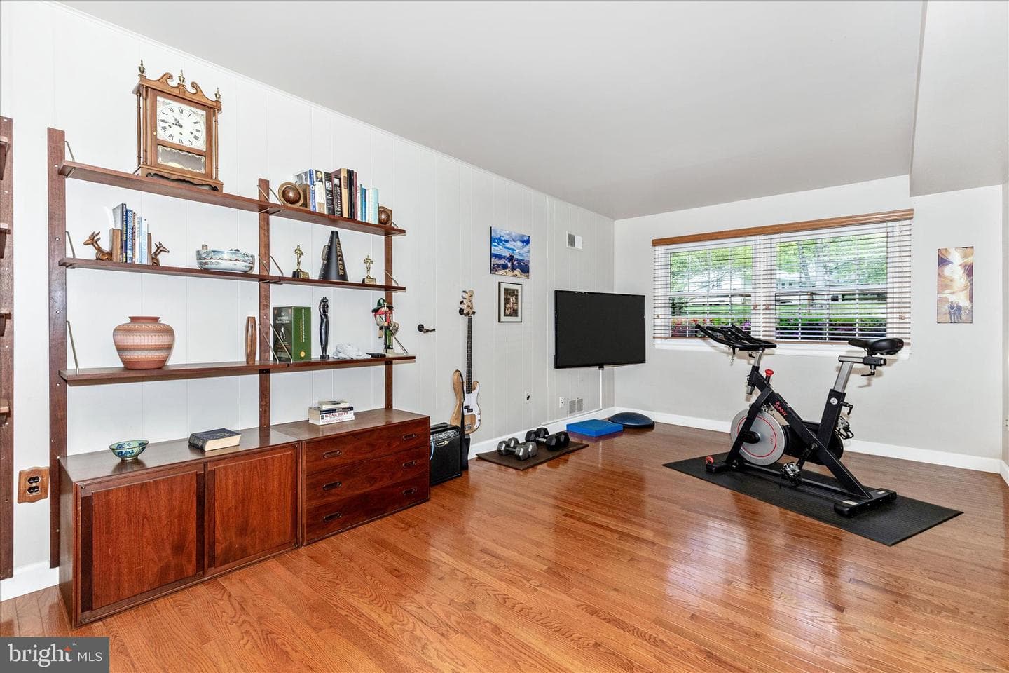 7946 Helmart Drive photo 21