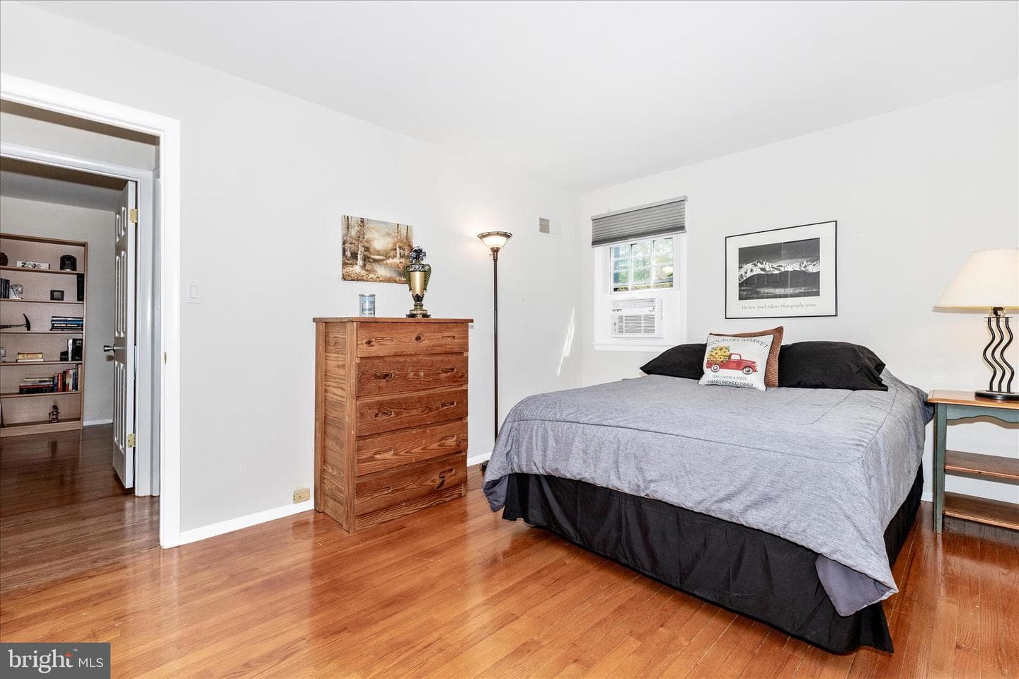 7946 Helmart Drive photo 29