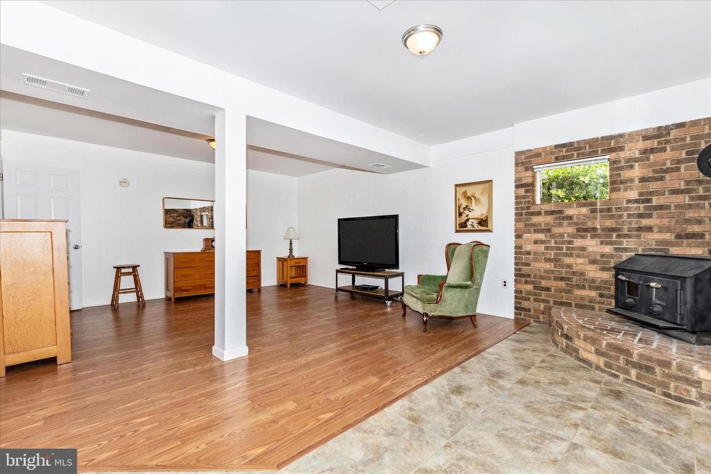 7946 Helmart Drive photo 38