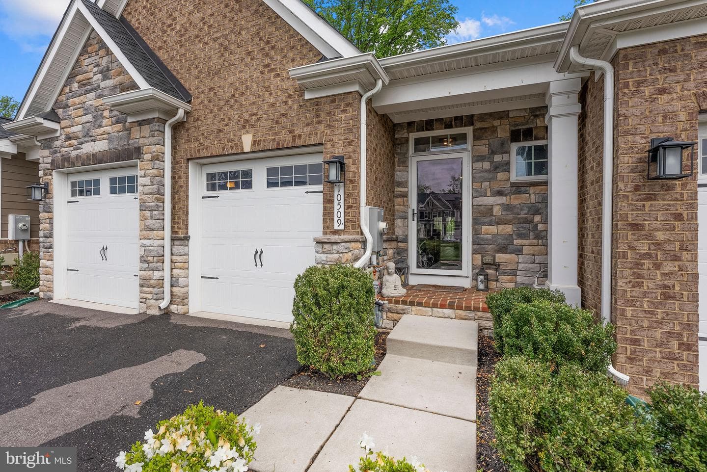 10509 Rossini Lane photo 3
