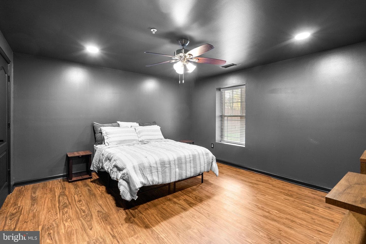 7368 Cedar Ave. photo 18