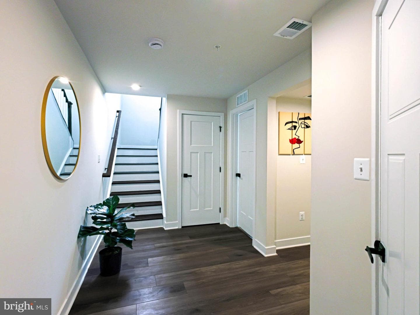 8123 Primrose Lane photo 9