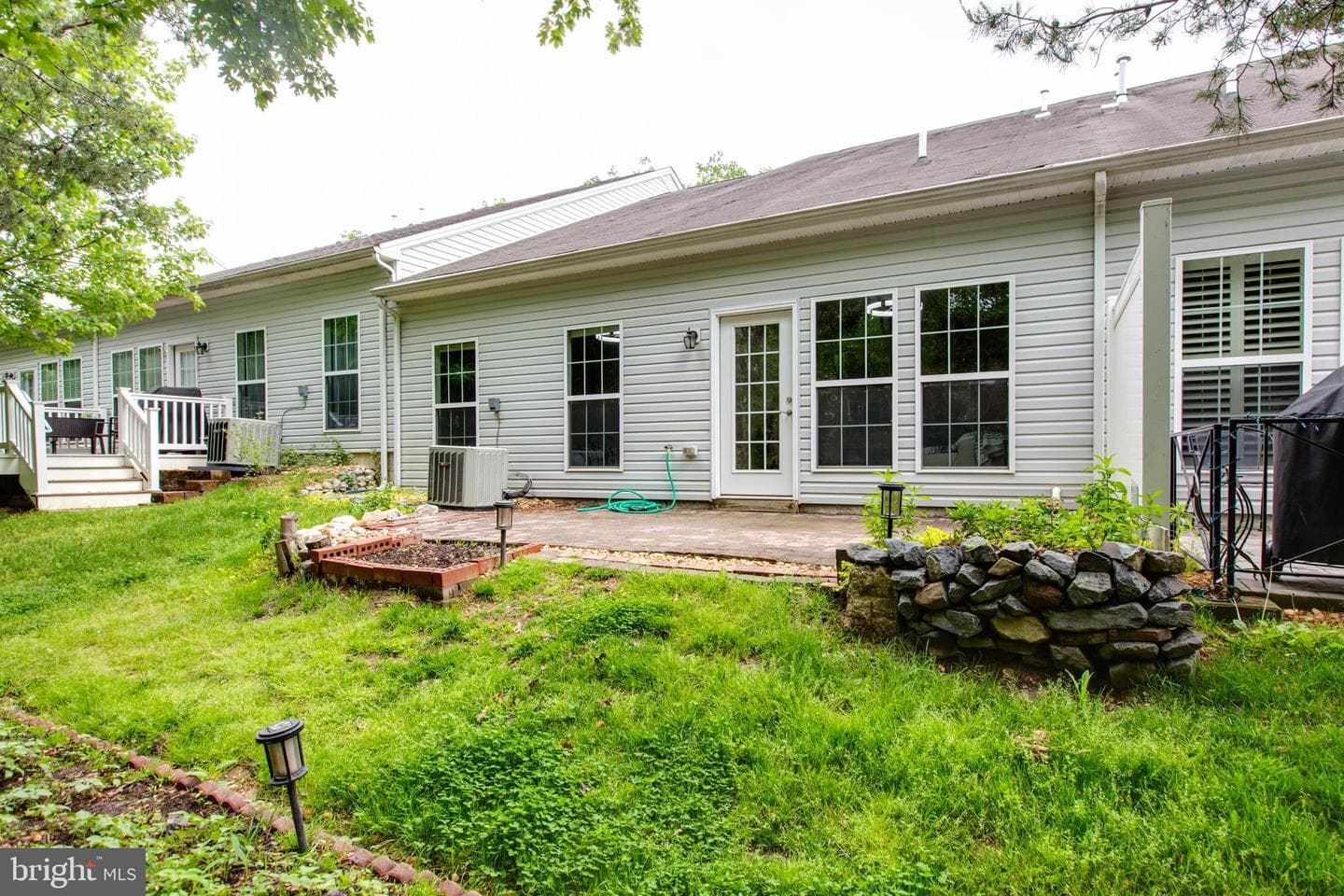8867 Hub Garth #18 photo 39