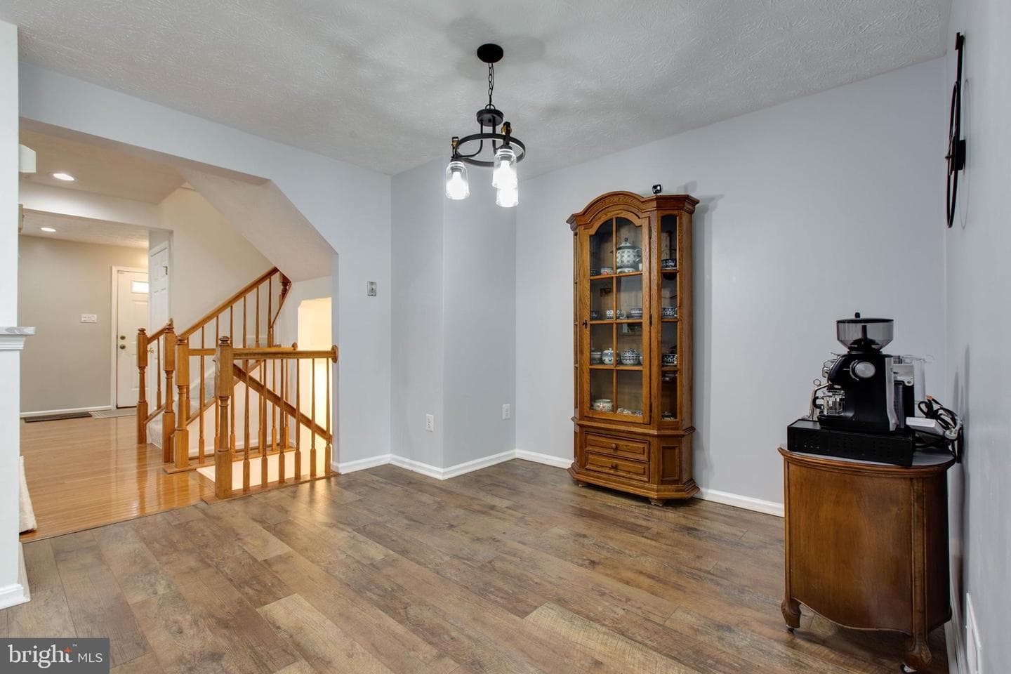 8893 Papillon Drive photo 12