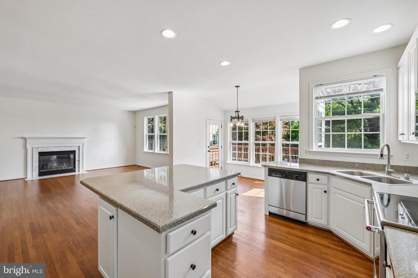 9796 Old Annapolis Road photo 15