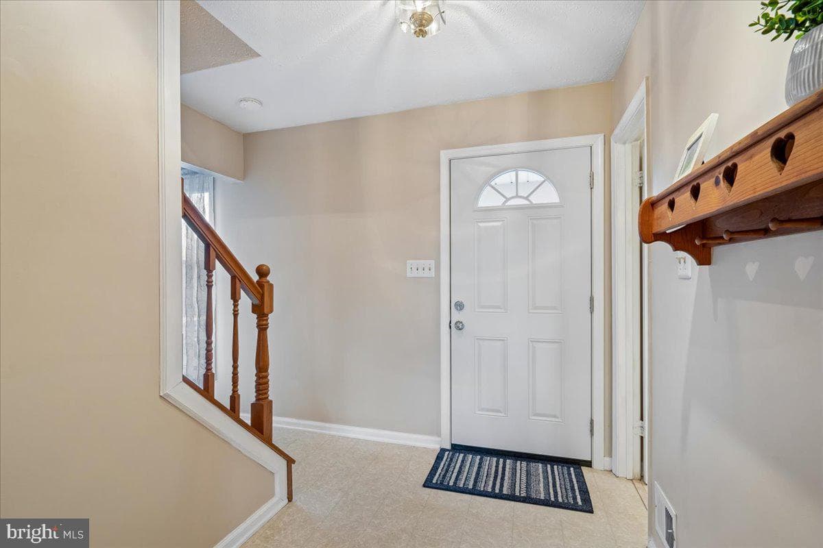 4661 Palomino Court photo 4