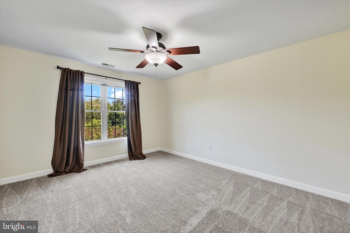 8332 Governor Grayson Way photo 25