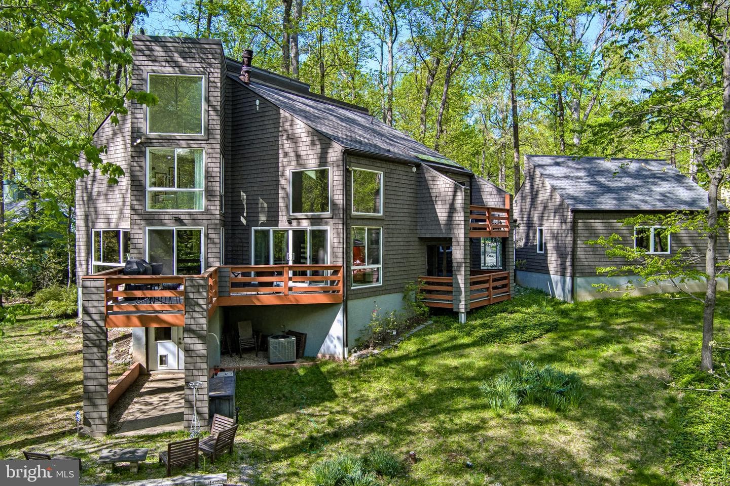 11113 Swansfield Road photo 6