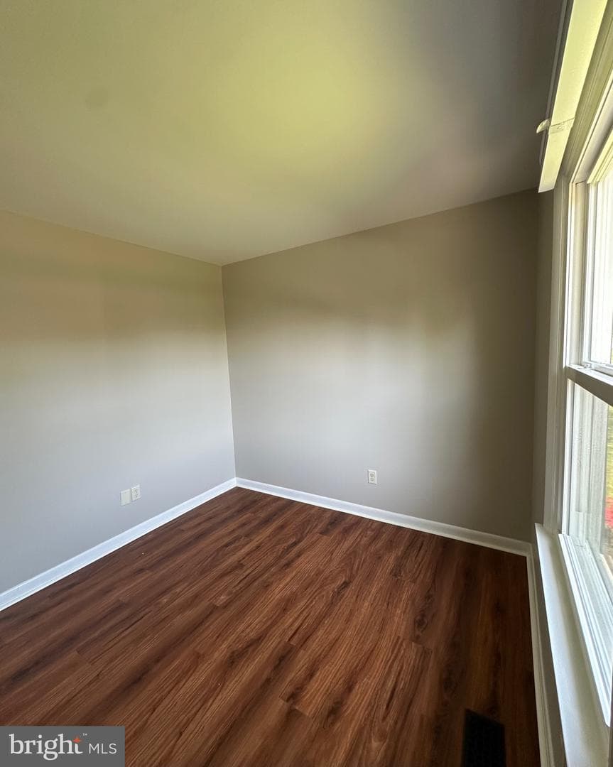 6020 Hanover Road photo 34