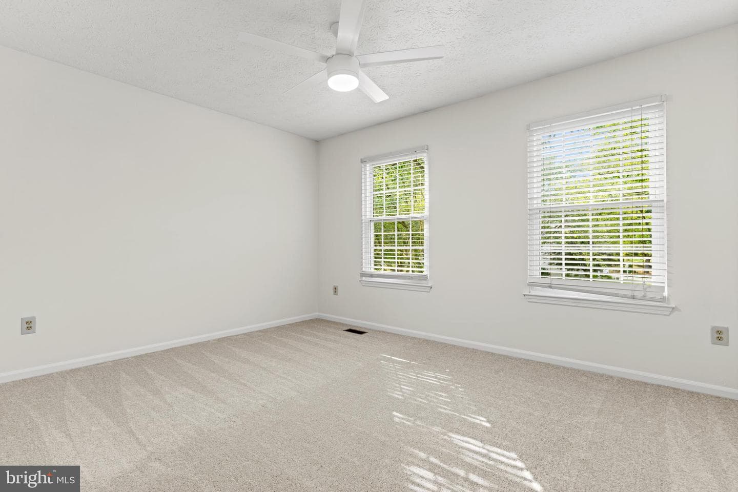 8314 Chestnut Farm Lane photo 32