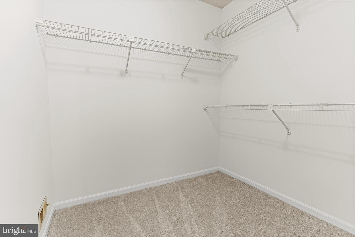 8314 Chestnut Farm Lane photo 36