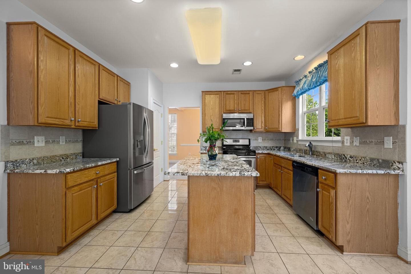 2220 Kaitlins Court photo 15