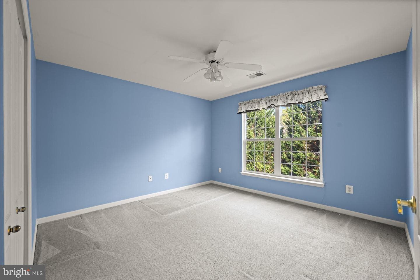 2220 Kaitlins Court photo 37