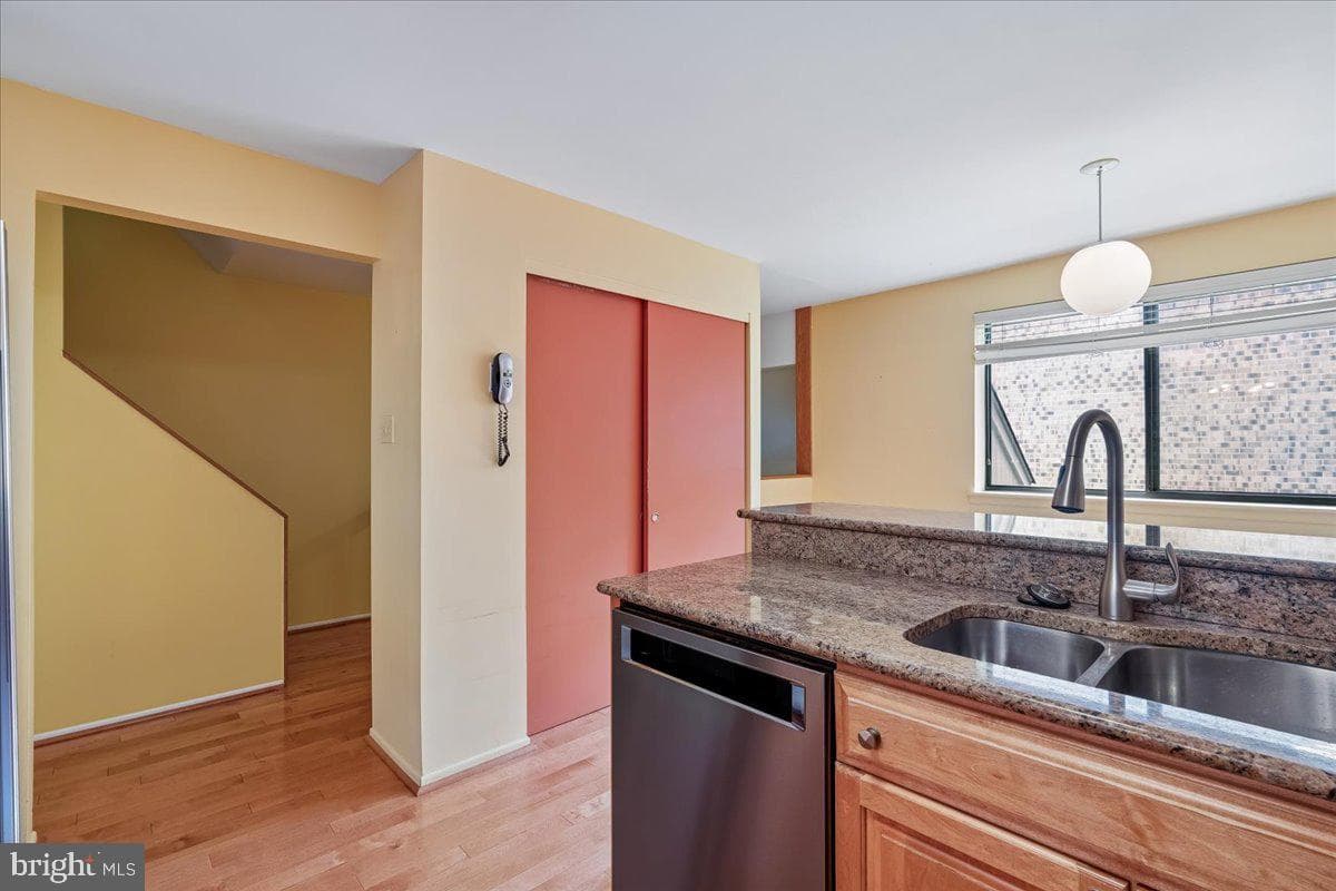 8946 Skyrock Court photo 7