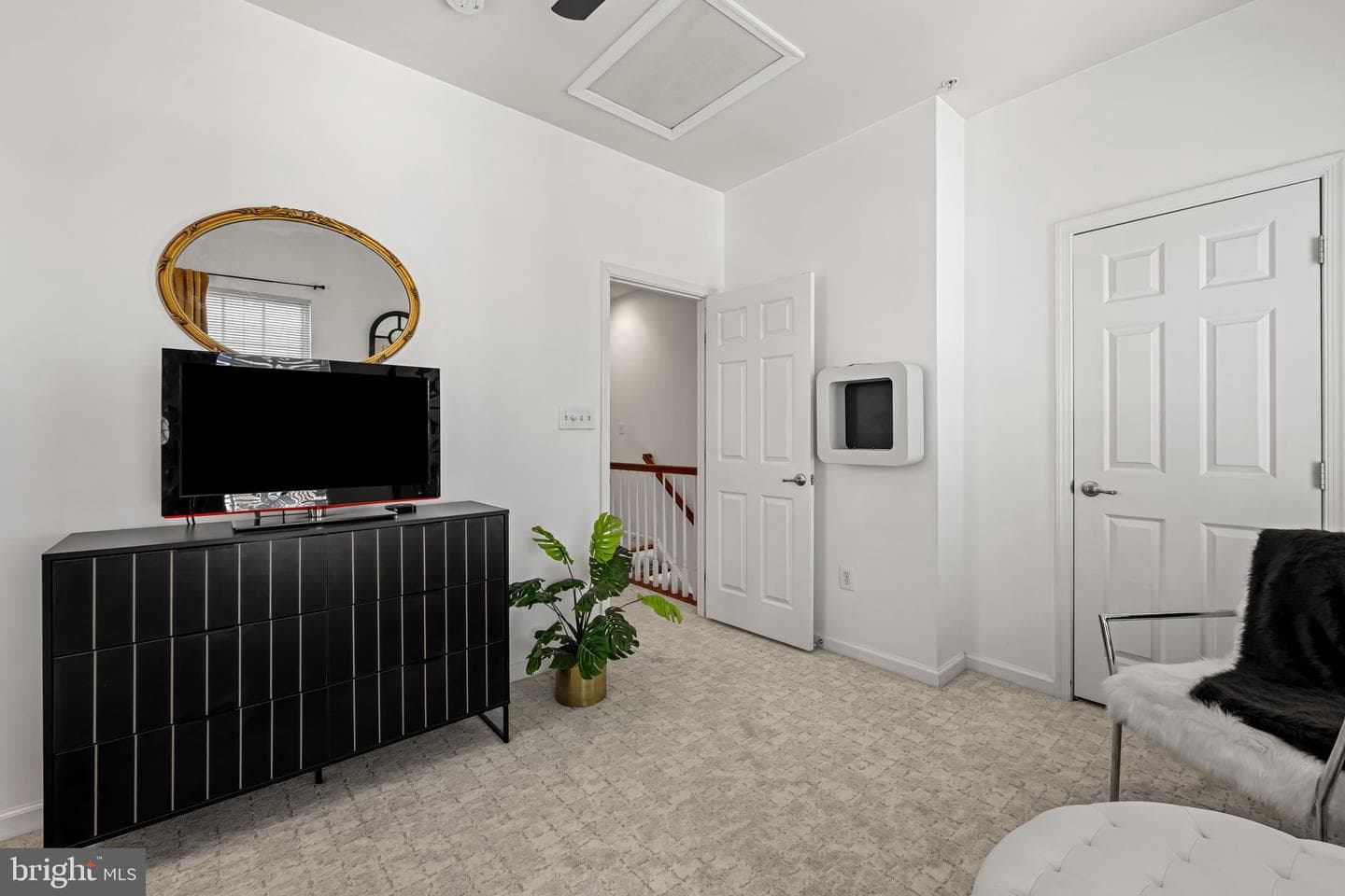 7217 Abbey Road photo 18