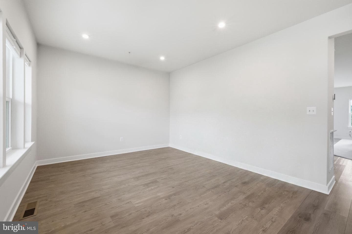 7534 Declan Rd photo 29