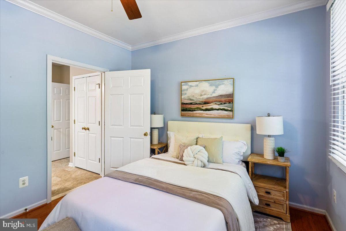 9909 Midsummer Snow Lane photo 24