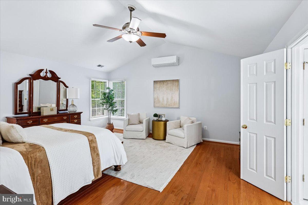 9909 Midsummer Snow Lane photo 28