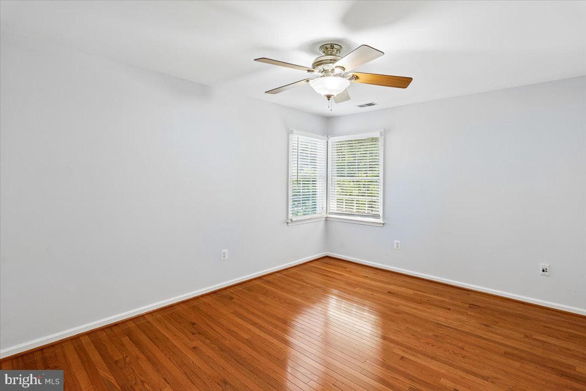 9909 Midsummer Snow Lane photo 39