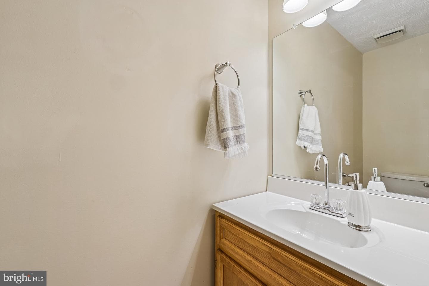 7856 Marioak Drive photo 23