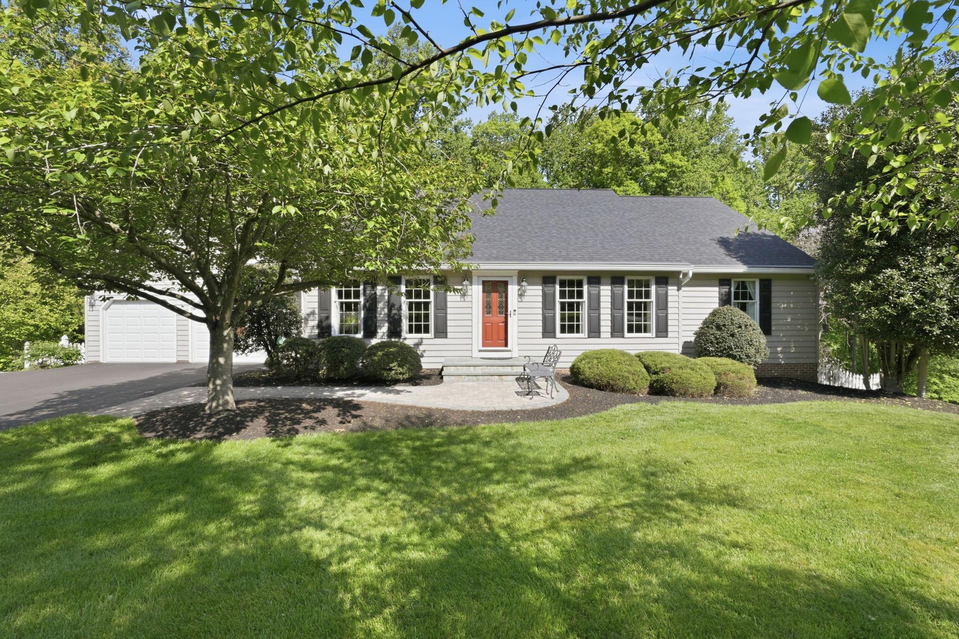 2829 Thornbrook Road