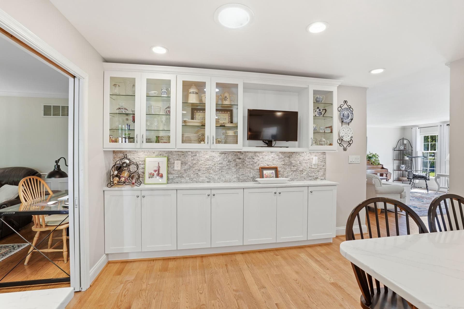2829 Thornbrook Road photo 15