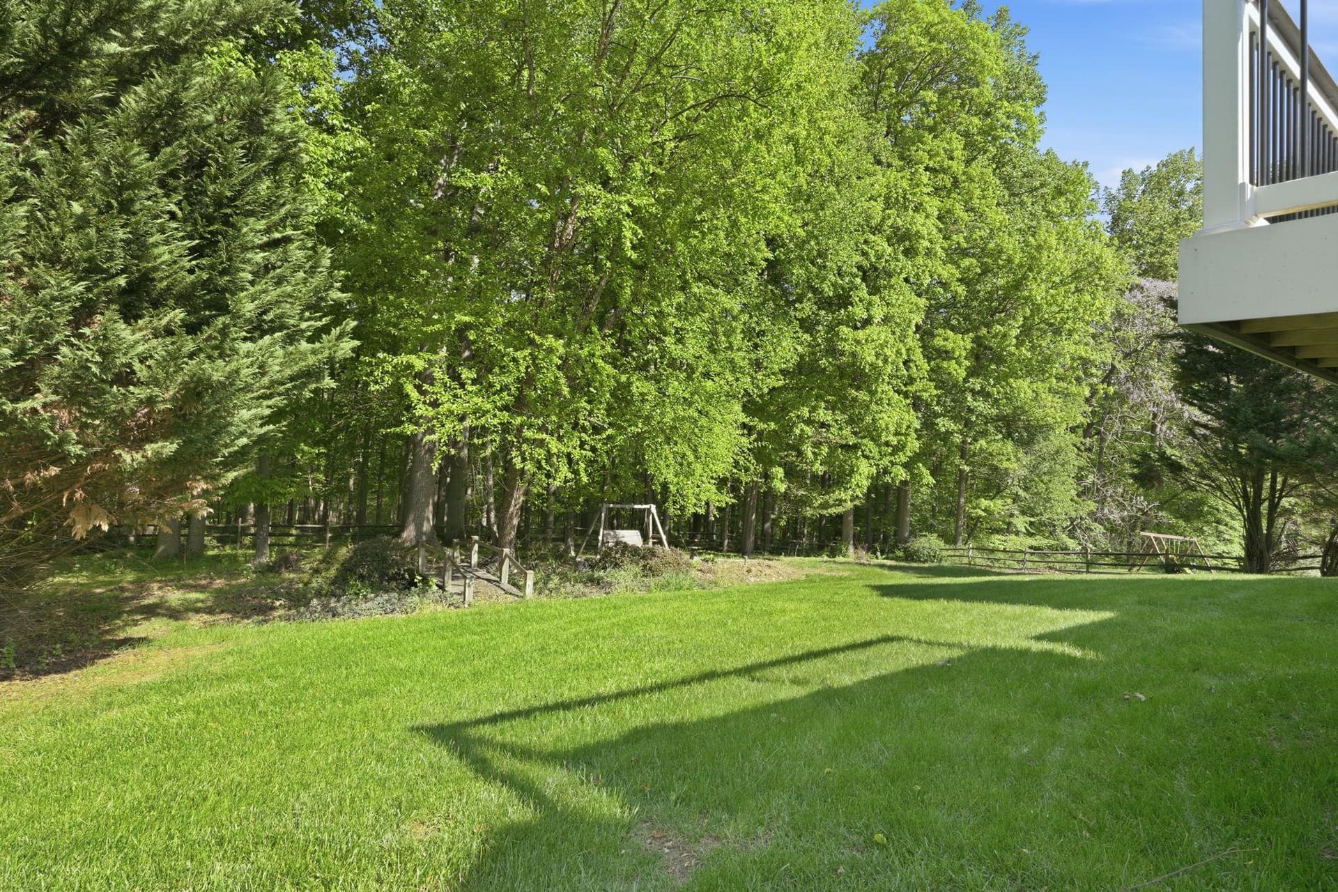 2829 Thornbrook Road photo 26