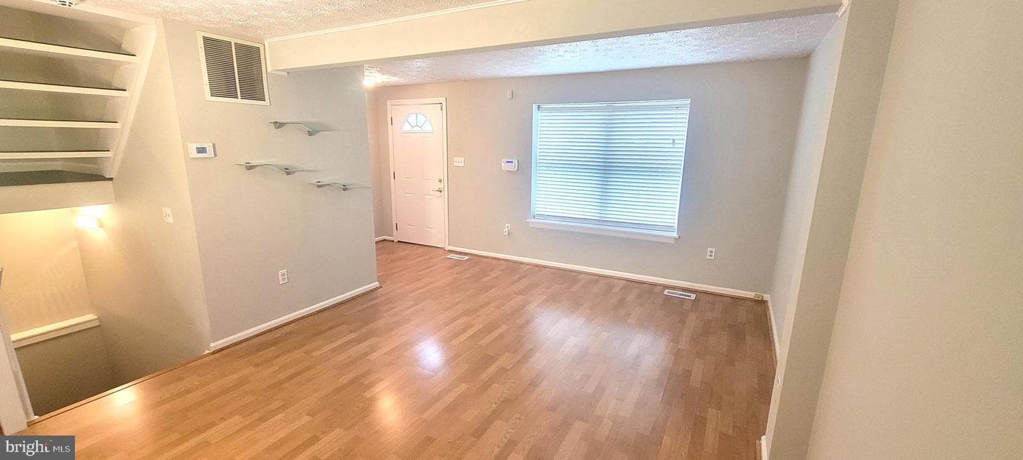 9320 Pirates Cove photo 7
